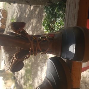 Baretraps Yaegar Duckboot Size 8.5